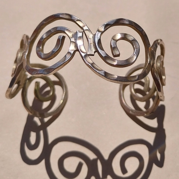 Sterling Silver Elegant Bracelet - Picture 2 of 15